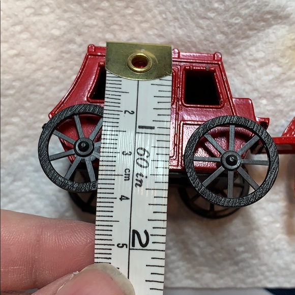 RED STAGECOACH PENCEL SHARPENER NICE DETAILS - Picture 5 of 5
